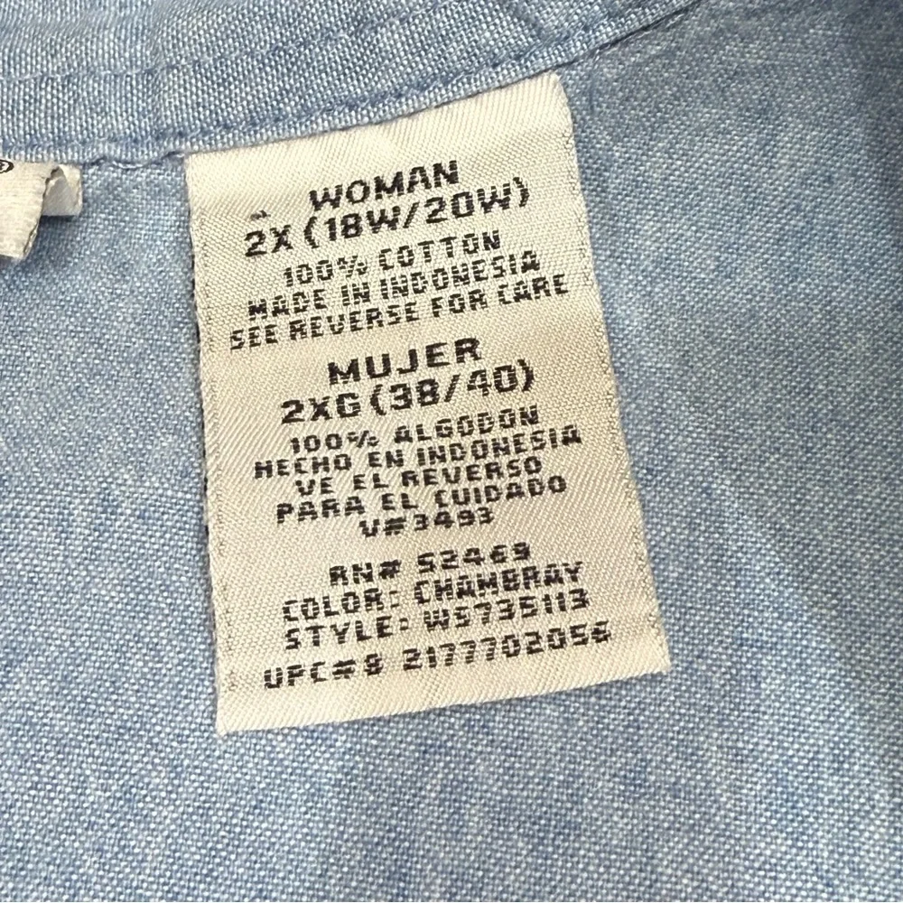 White Stag Woman - Light Blue Denim Shirt - Size 2X (18W/20W) - Picture 6 of 12